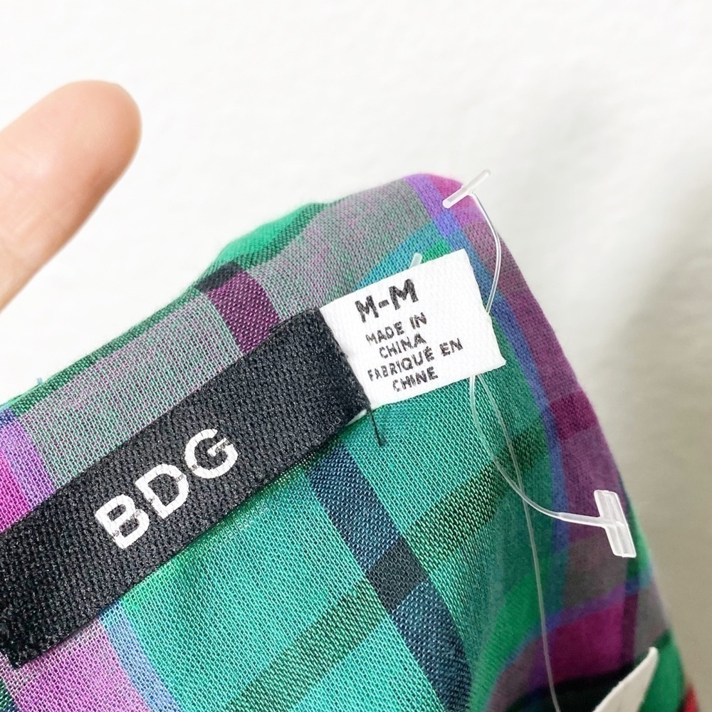 Urban Outfitters BDG Plaid Green Cropped C… - Picture 6 of 8